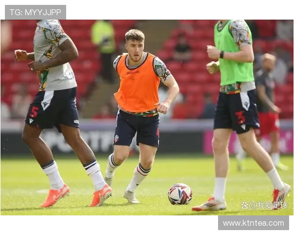 博尔顿足球俱乐部历史发展与辉煌时刻回顾分析