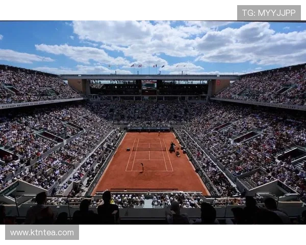 2024巴黎奥运会网球赛事场地究竟是红土还是硬地球场揭秘