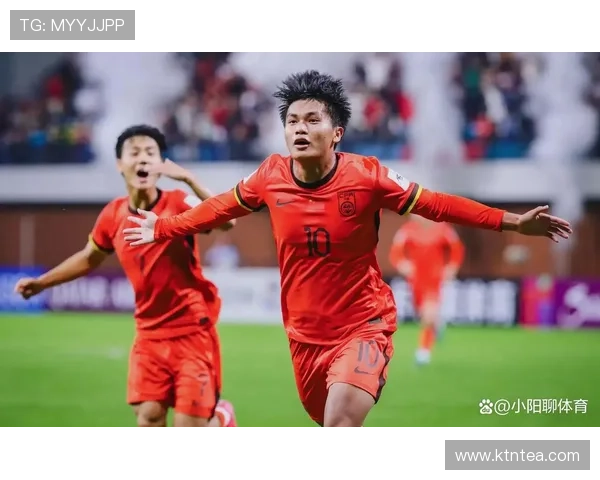 国足新帅亮相带队备战世界杯预选赛 球迷期待迎接新篇章 国足新帅亮相带队备战世界杯预选赛 球迷期待迎接新篇章