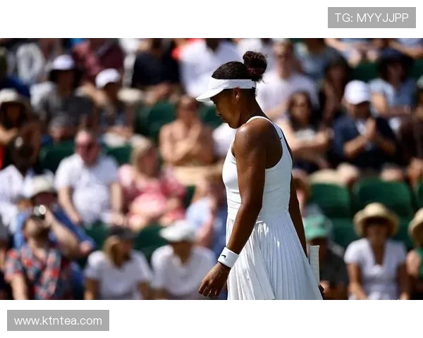 网球大满贯冠军争夺激烈 新星崭露头角挑战老将霸主地位