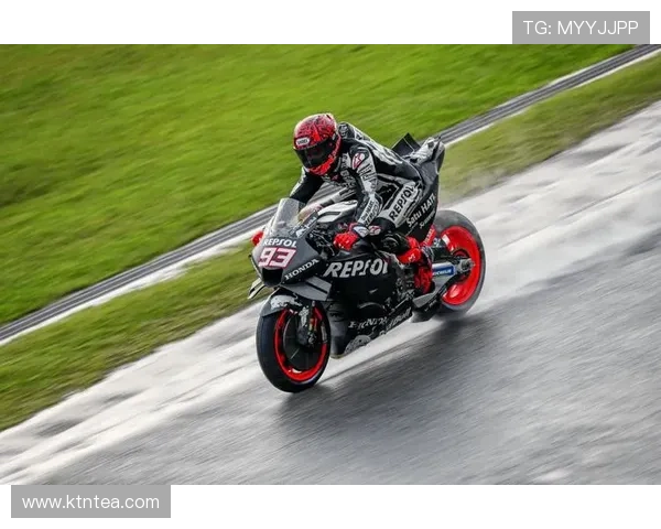 摩托GP赛季最新动态：顶级车手表现激烈变化 技术创新成关键因素