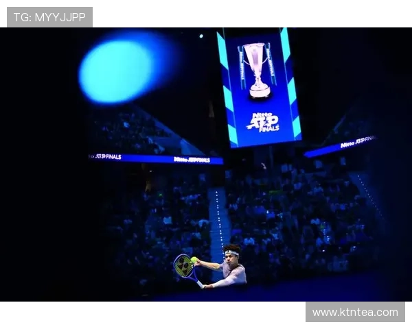 新赛季网球赛场爆冷不断名将激战表现亮眼引发全球热切关注持续升温